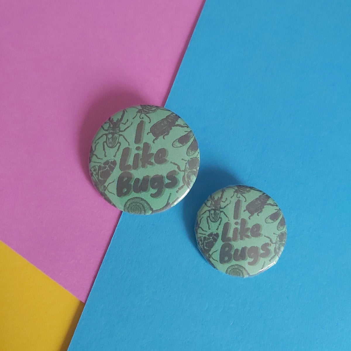 I Like Bugs Green Insect Digital Collage 25mm / 32mm button badge pin